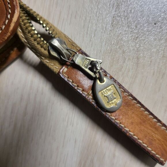 2 Celine Bags!!  Crossbody bag and Matching Pouch/Strapless Bag - Picture 11 of 12